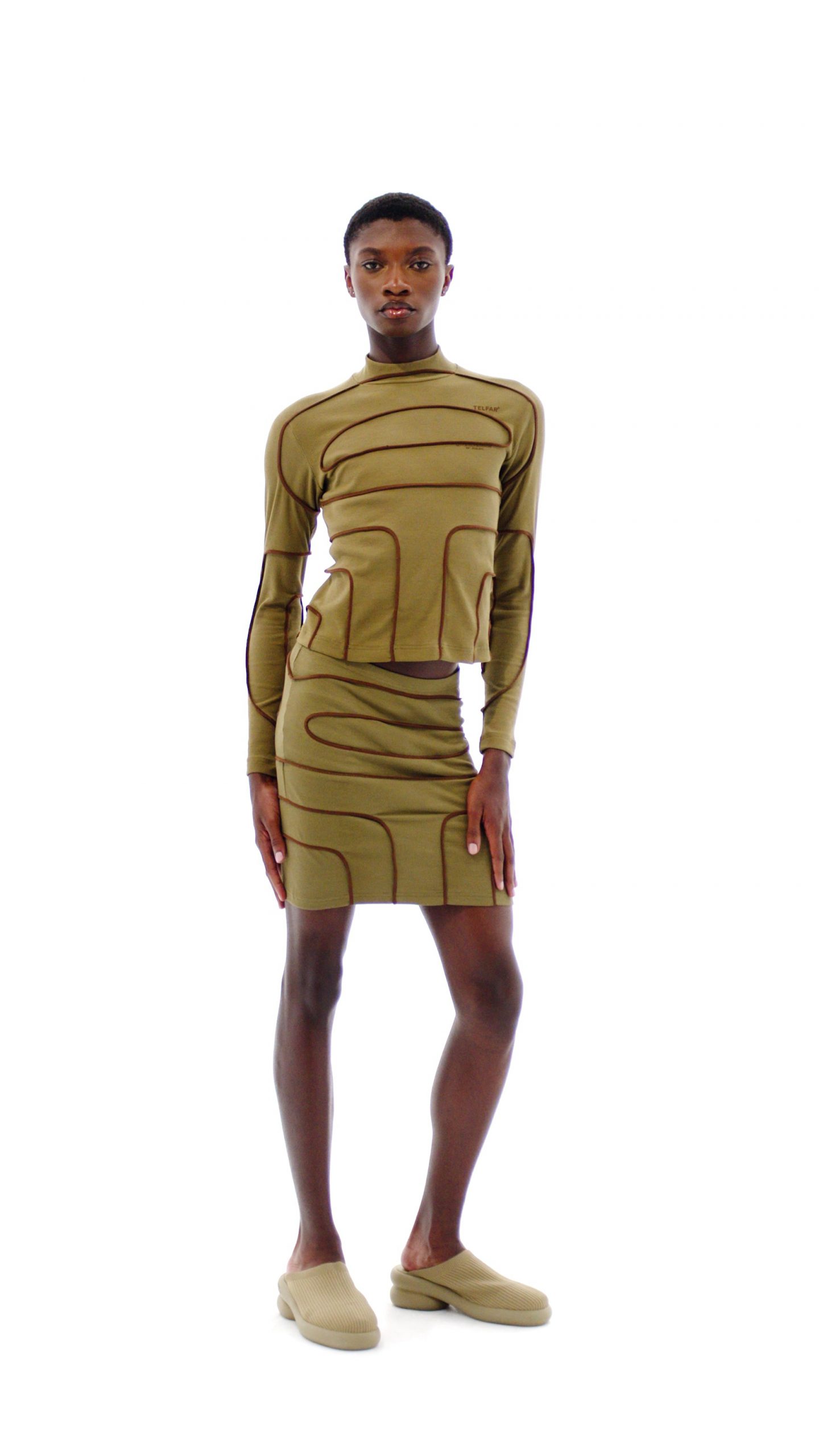 Longsleeve Logo Rib Mockneck