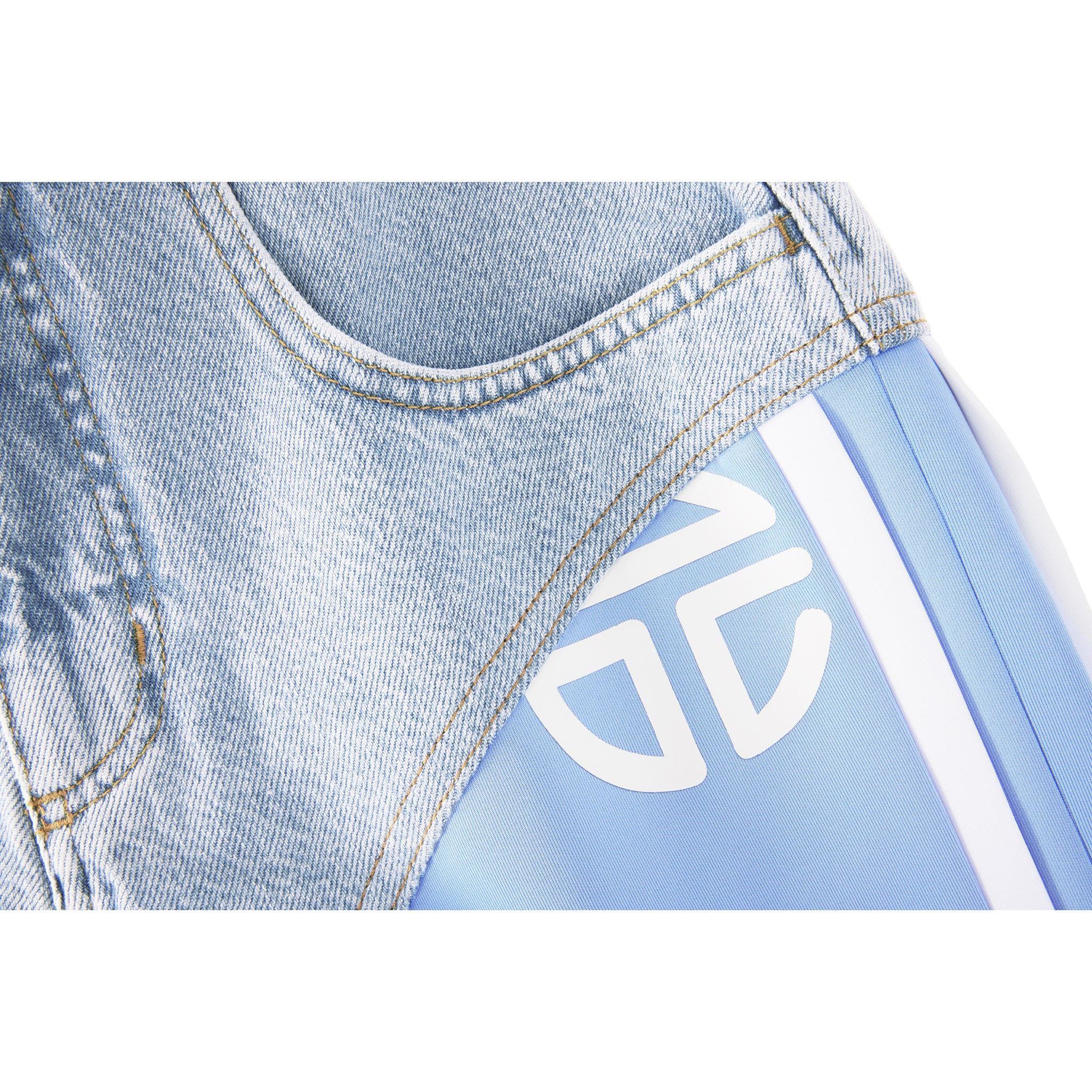 TELFAR-TRACK-JEAN-BABY-BLUE-DETAIL-01